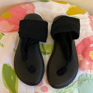 Black Women's Sandals